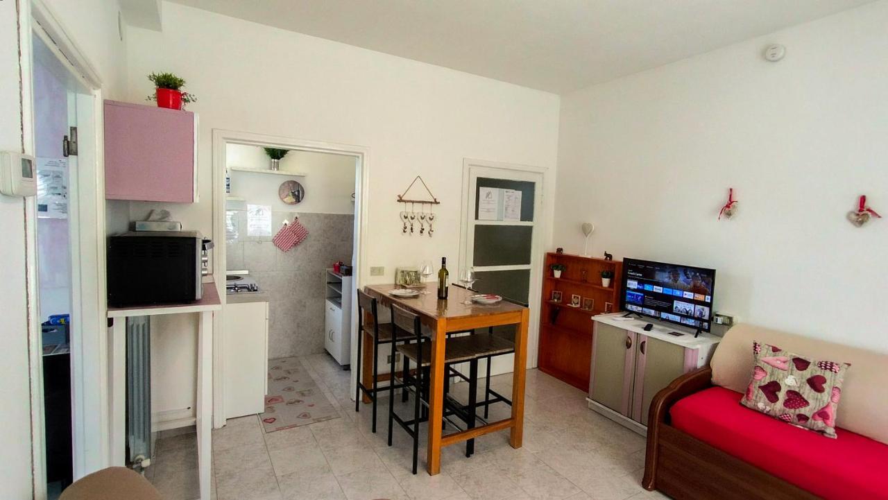בוסטו ארסיציו Sweetheart Apartment מראה חיצוני תמונה