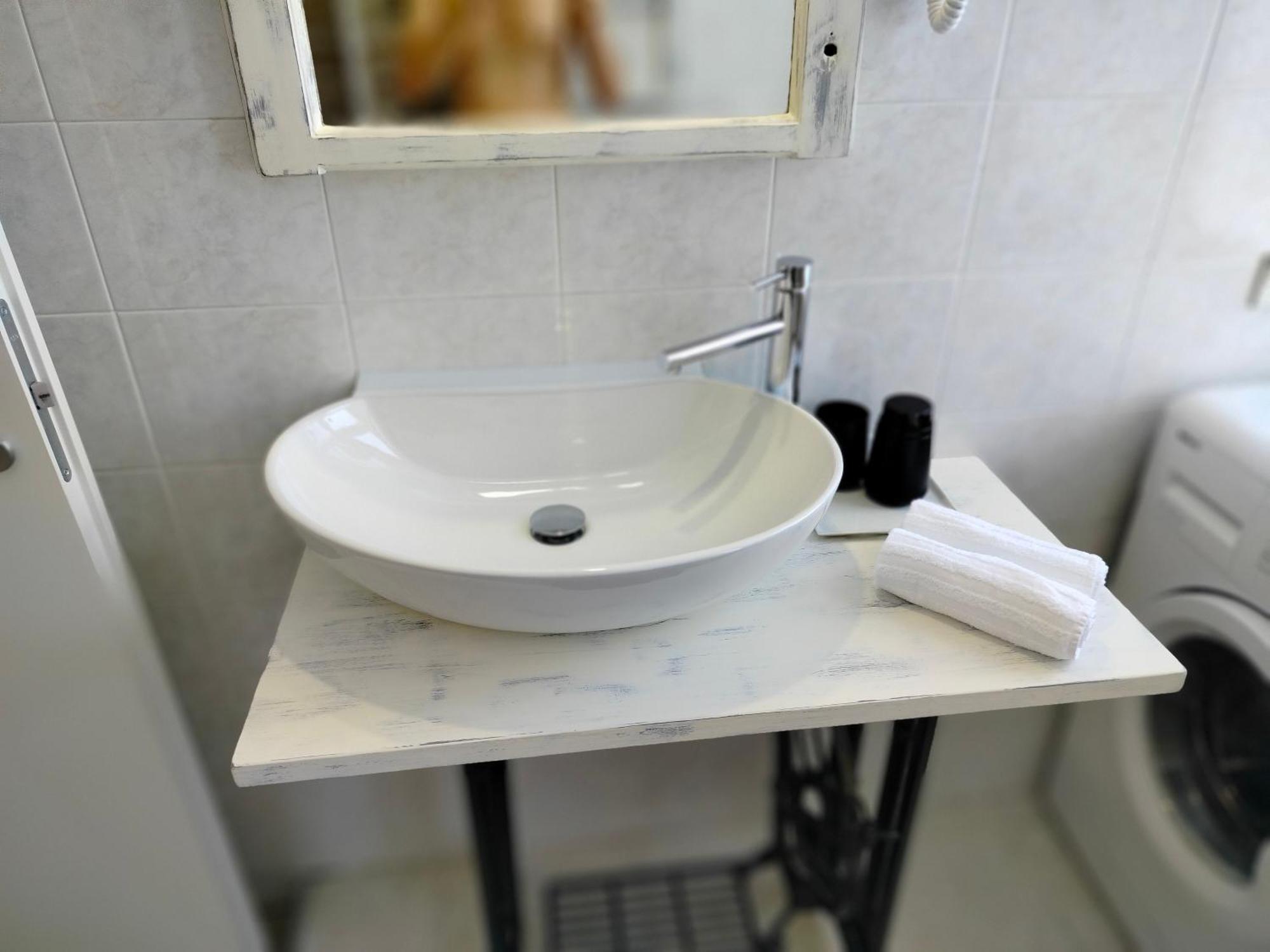 בוסטו ארסיציו Sweetheart Apartment מראה חיצוני תמונה